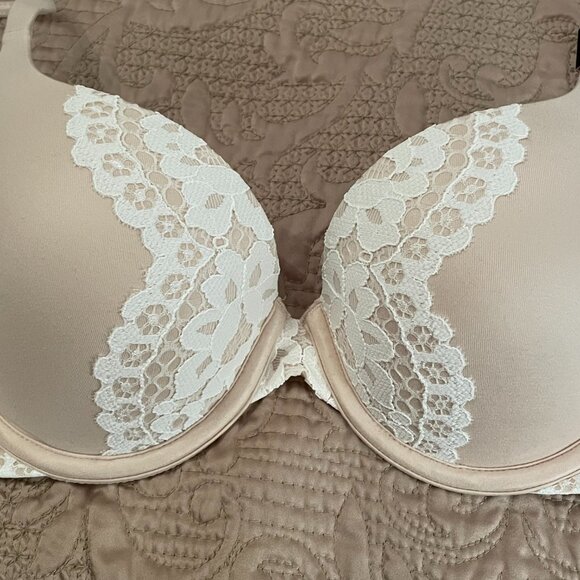 NEW! Victoria’s Secret Body by Victoria Perfect Shape Bra 32C - Picture 2 of 9